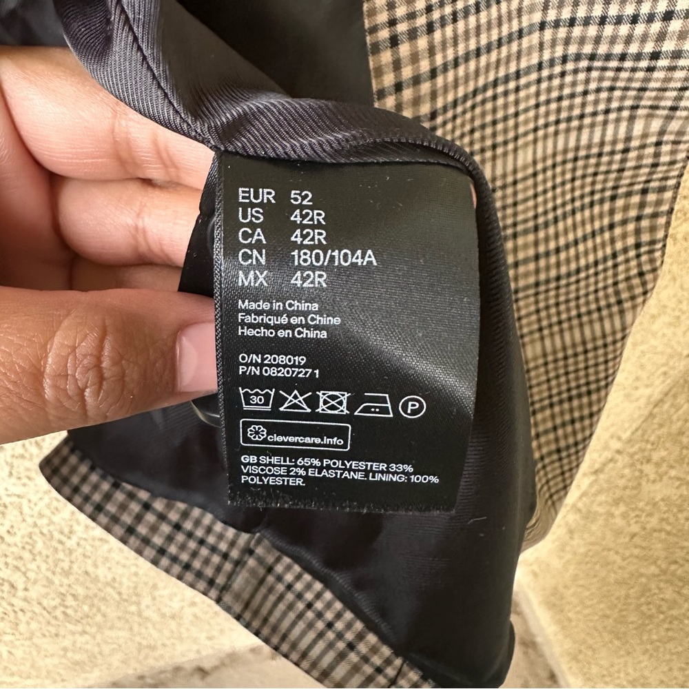 H&M Black patterned/ checkered  beige coat - Picture 9 of 12